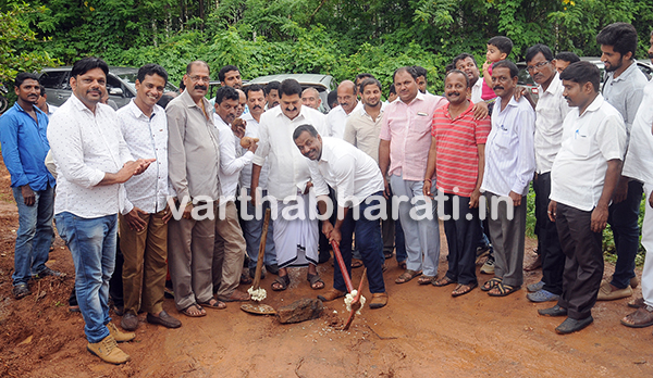 ತುಂಬೆ : ಕಾಂಕ್ರಿಟೀಕರಣ ಕಾಮಗಾರಿಗೆ ಸಚಿವರಿಂದ ಶಿಲಾನ್ಯಾಸ